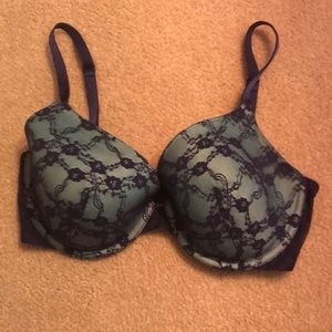 Victoria’s Secret Perfect Coverage Bra in a 34DD